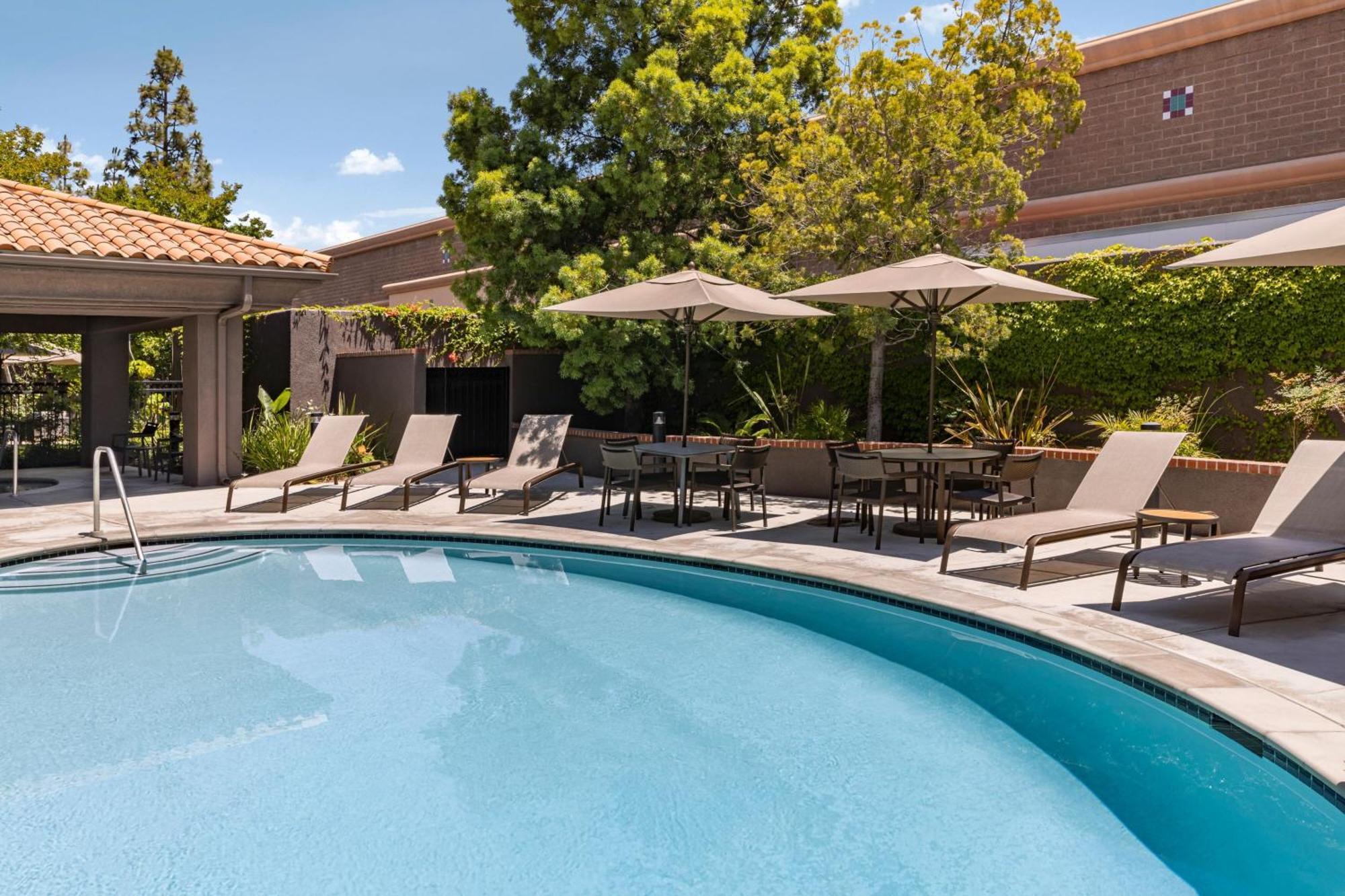 Courtyard Ventura Simi Valley Ngoại thất bức ảnh