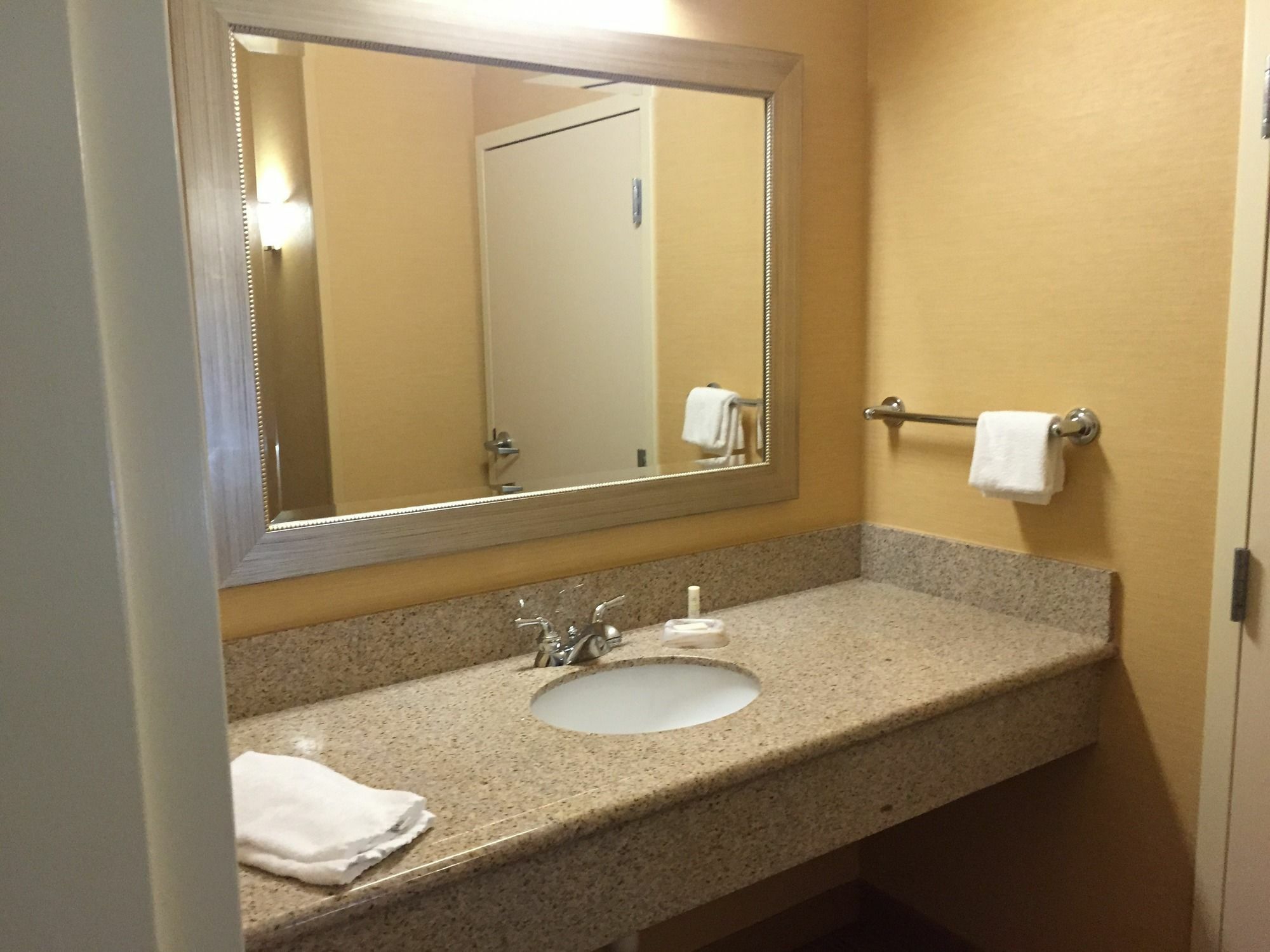 Courtyard Ventura Simi Valley Ngoại thất bức ảnh